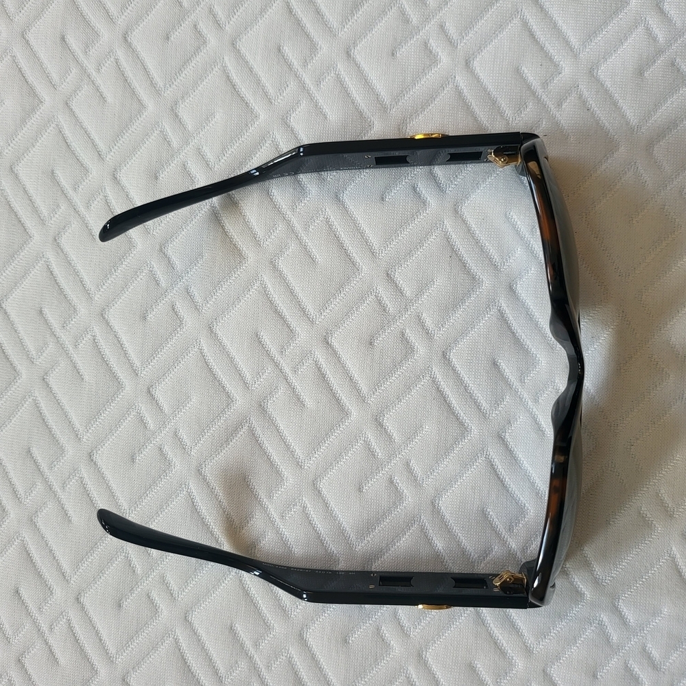 Versace Sunglasses Modern Design New.. - Picture 9 of 10